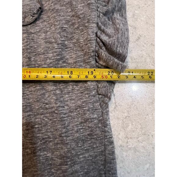 Grey Ruffle Sleeve Tank with Pocket - Picture 7 of 7